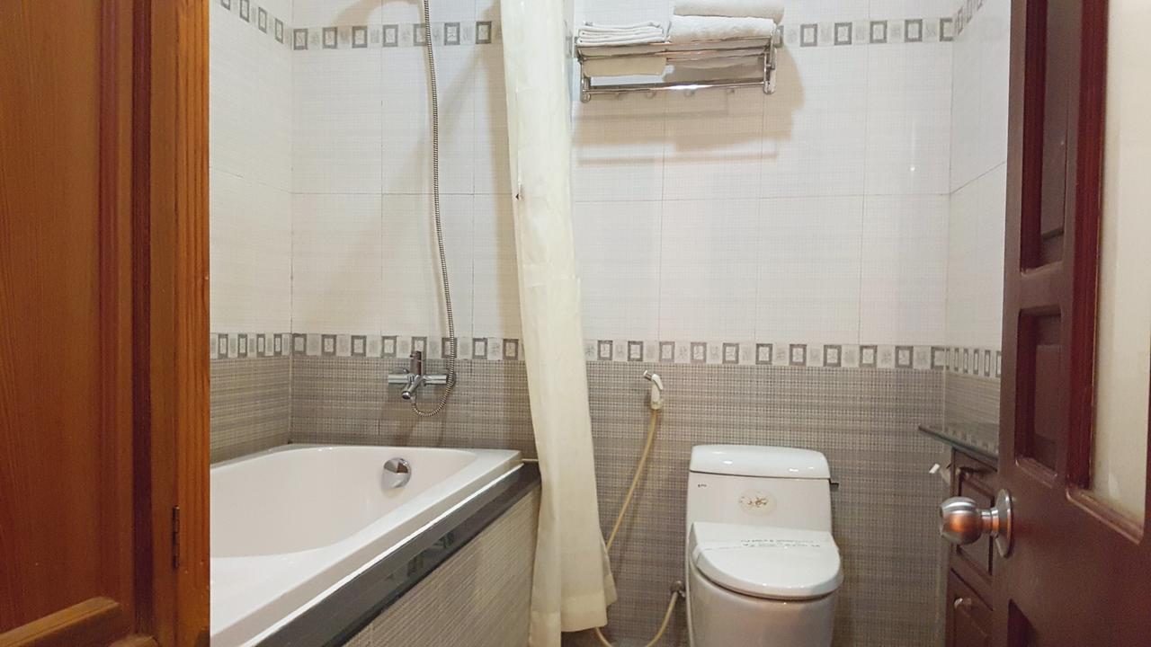 Duc Vuong Saigon Hotel - Cao Thang Hô Chi Minh-Ville Extérieur photo